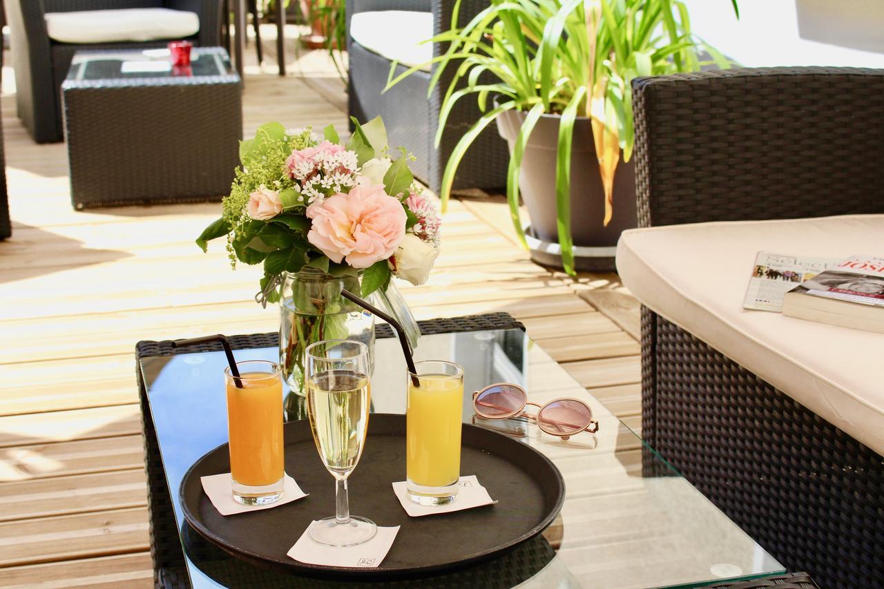 Hotel Le Charleston เลอม็องส์ ภายนอก รูปภาพ
