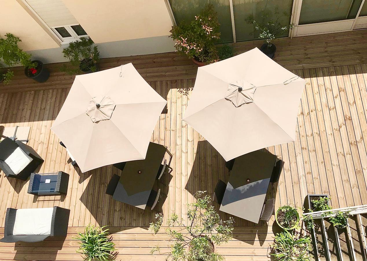 Hotel Le Charleston เลอม็องส์ ภายนอก รูปภาพ