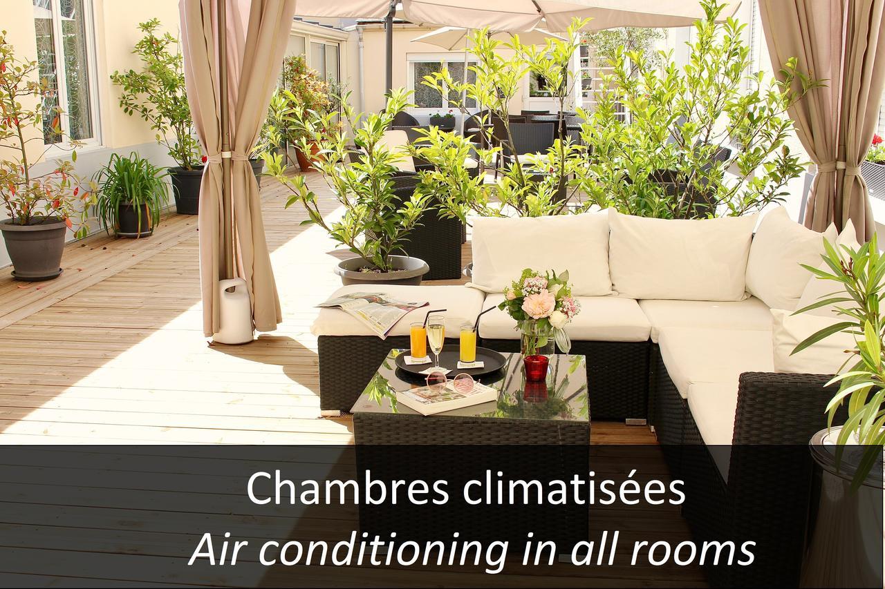 Hotel Le Charleston เลอม็องส์ ภายนอก รูปภาพ